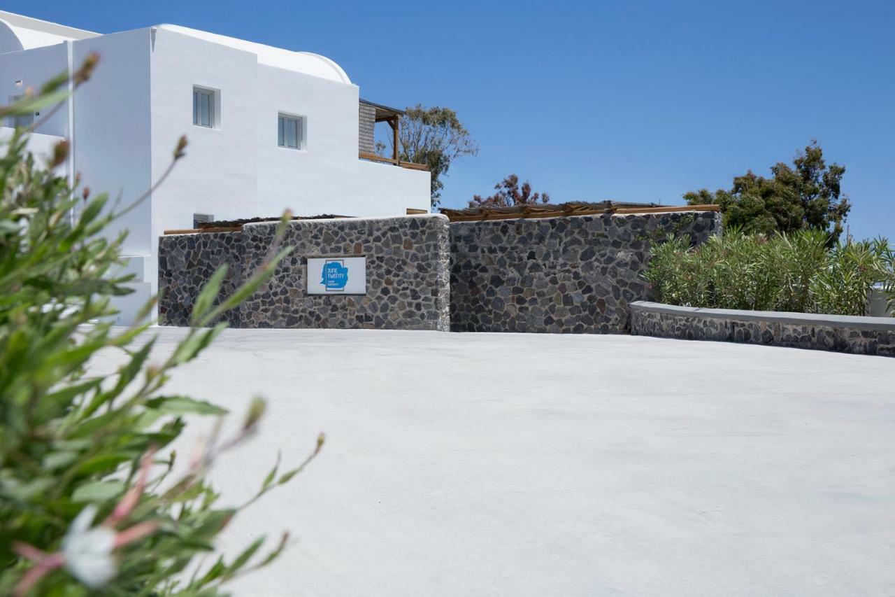 June Twenty 3* Karterados (Santorini)